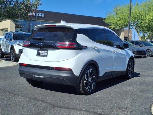 2022 Chevrolet Bolt EV 2LT