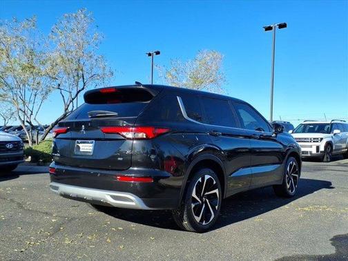 2022 Mitsubishi Outlander SE