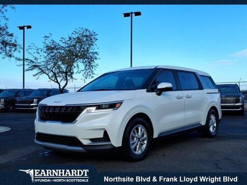2024 Kia Carnival LX