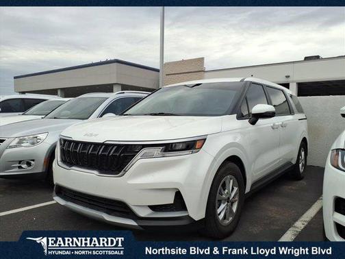 2024 Kia Carnival LX