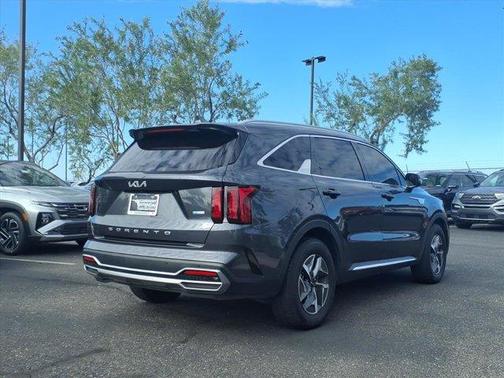 2022 Kia Sorento Hybrid EX