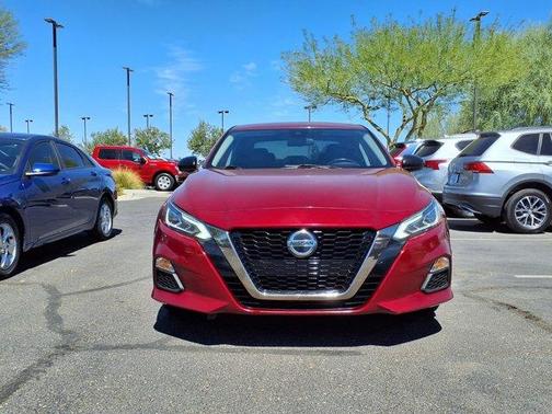 Scarlet Ember 2021 Nissan Altima 2.5 SR