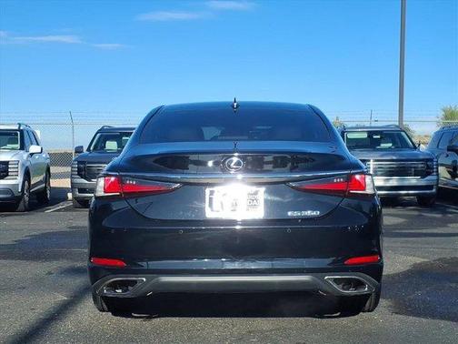 2020 Lexus ES 350 Base