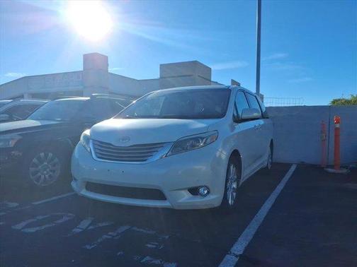 2016 Toyota Sienna 