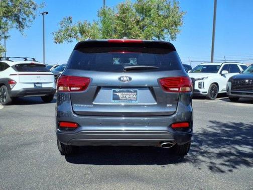 2020 Kia Sorento LX