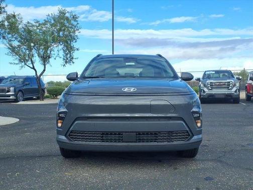 2025 Hyundai KONA EV SEL