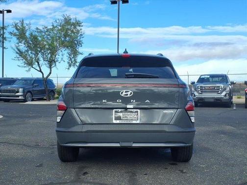 2025 Hyundai KONA EV SEL