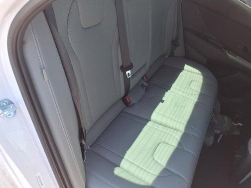 2025 Hyundai ELANTRA HEV Limited