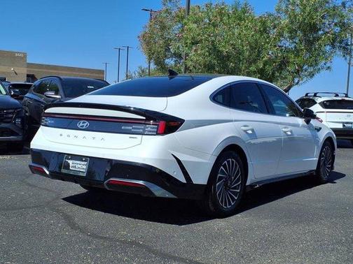 2025 Hyundai SONATA Hybrid Limited