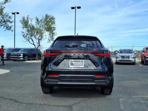 2025 Lexus NX 350h Premium