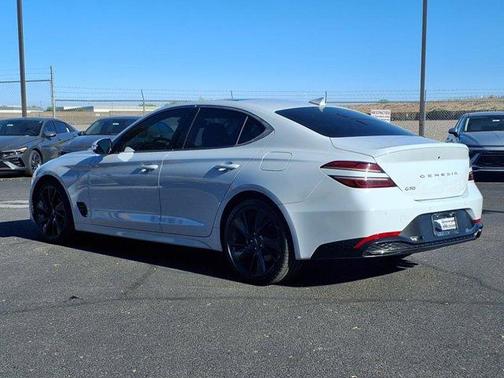 2023 Genesis G70 2.0T