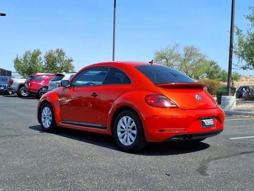 2018 Volkswagen Beetle 2.0T S