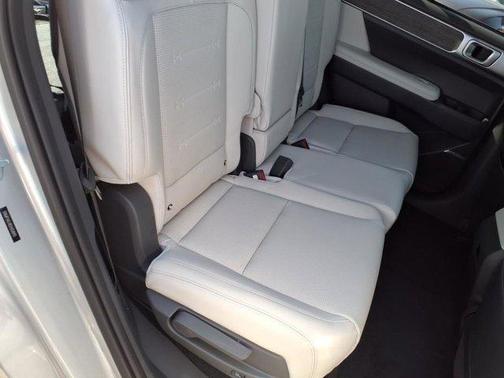 2025 Hyundai SANTA FE HEV Limited