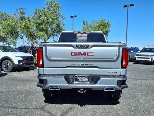 Sterling 2023 GMC Sierra 1500 AT4