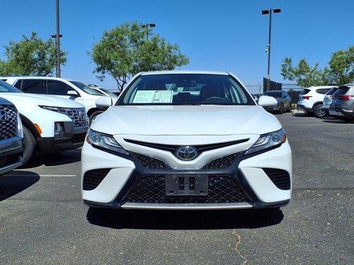 Pearl 2020 Toyota Camry XSE