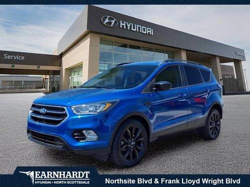 Lightning Blue Metallic 2018 Ford Escape SE