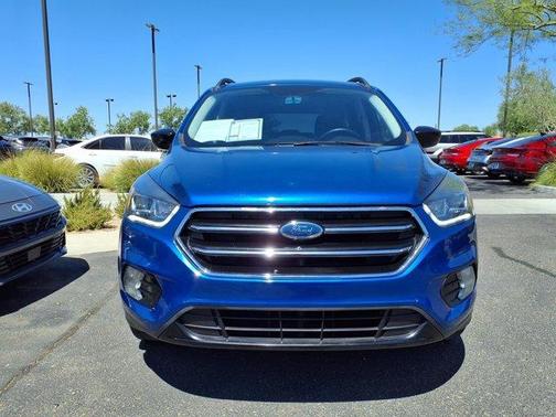 Lightning Blue Metallic 2018 Ford Escape SE