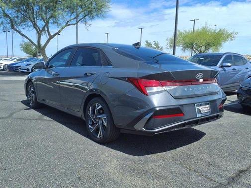 2025 Hyundai ELANTRA HEV Limited