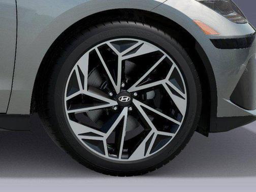 2025 Hyundai IONIQ 6 SEL