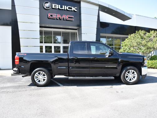 Photo 2 of 30 of 2019 Chevrolet Silverado 1500 LD LT
