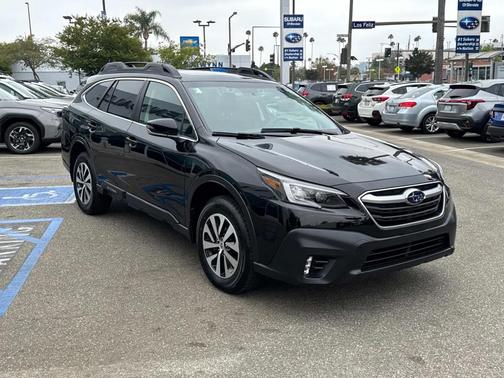 2022 Subaru Outback Premium CVT