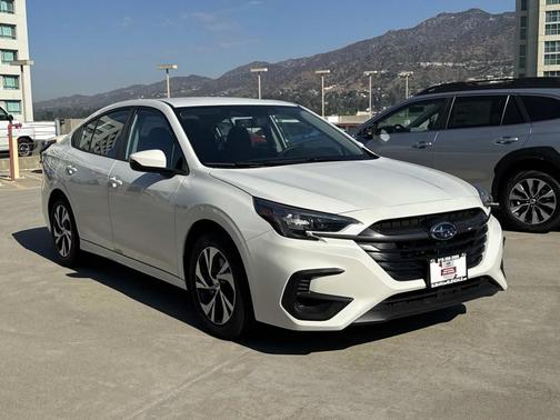2025 Subaru Legacy PREMIUM AWD