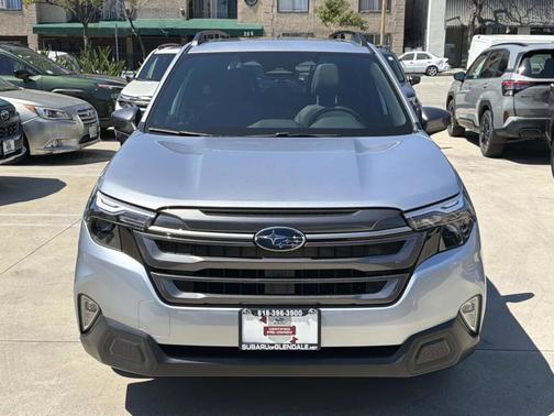 Ice Silver Metallic 2026 Subaru Forester Premium AWD
