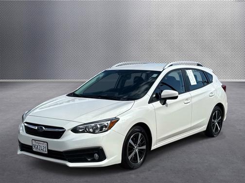 Crystal White Pea 2023 Subaru Impreza PREMIUM 5-DOOR CVT