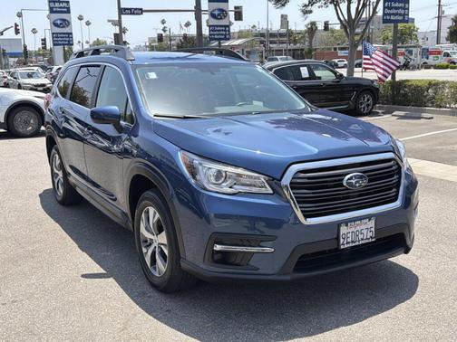 Abyss Blue Pear 2022 Subaru Ascent Premium 8-Passenger