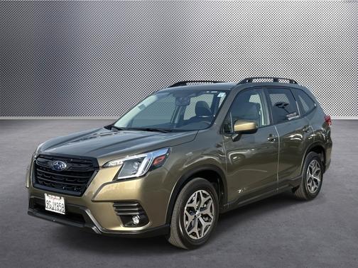 2024 Subaru Forester Premium AWD