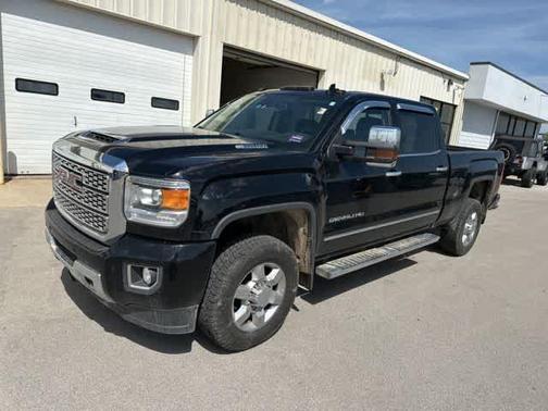 Onyx Black 2019 GMC Sierra 3500 Denali