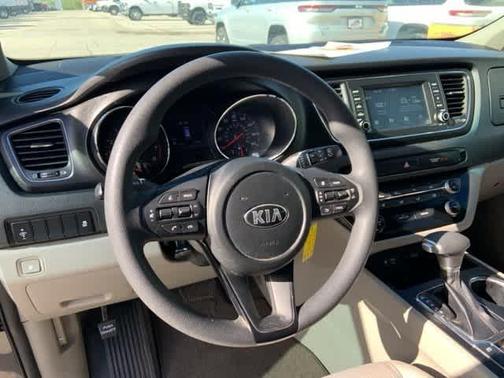 2020 Kia Sedona LX
