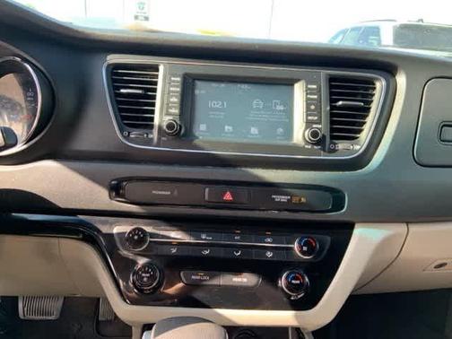 2020 Kia Sedona LX
