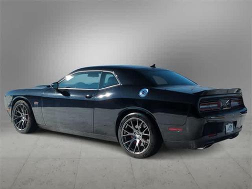 2016 Dodge Challenger SRT 392