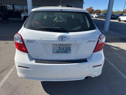 2009 Toyota Matrix Base