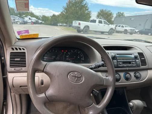 2002 Toyota Camry LE
