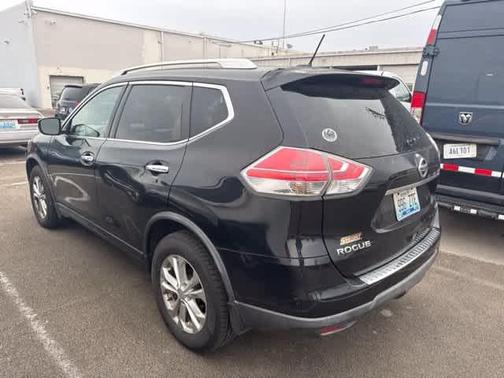 Magnetic Black 2016 Nissan Rogue SV