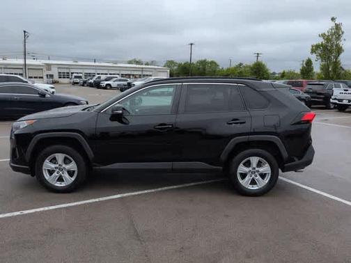 Midnight Black Metallic 2021 Toyota RAV4 XLE