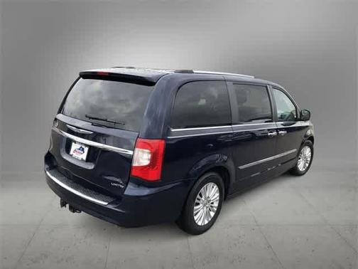 2014 Chrysler Town & Country Limited