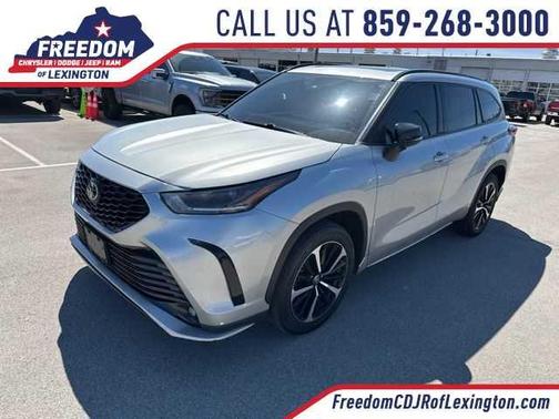 Celestial Silver Metallic 2021 Toyota Highlander XSE