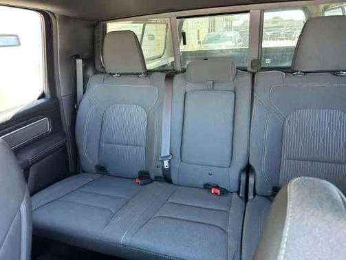 Patriot Blue Pearlcoat 2022 RAM 1500 Big Horn
