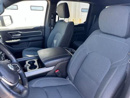 Patriot Blue Pearlcoat 2022 RAM 1500 Big Horn