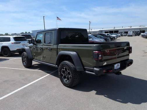 Sarge Green Clearcoat 2023 Jeep Gladiator Rubicon