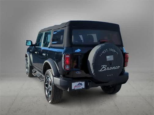 2022 Ford Bronco Base