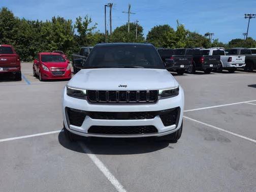 Bright White Clearcoat 2026 Jeep Grand Cherokee Summit