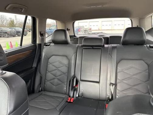 2024 Volkswagen Atlas 2.0T SE