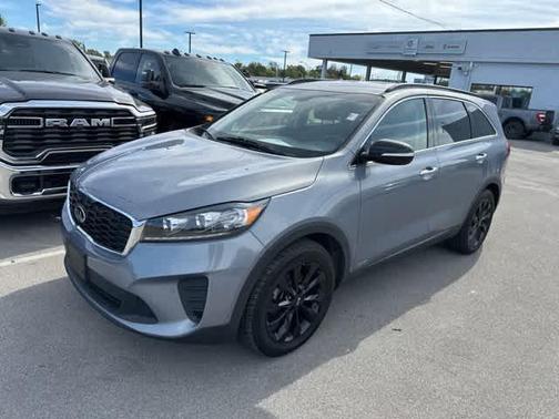 2019 Kia Sorento S V6