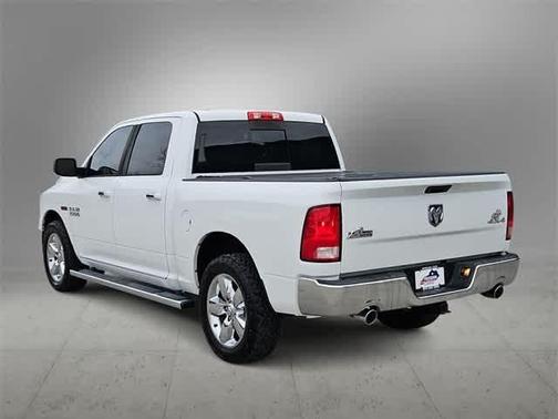 2015 RAM 1500 SLT