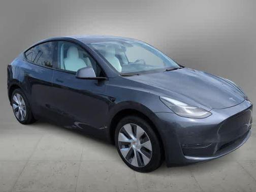 Blue 2023 Tesla Model Y Long Range