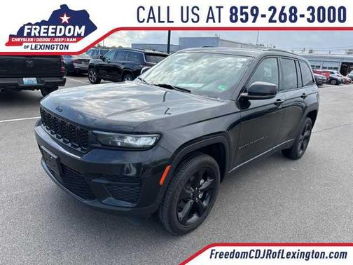 2023 Jeep Grand Cherokee Altitude